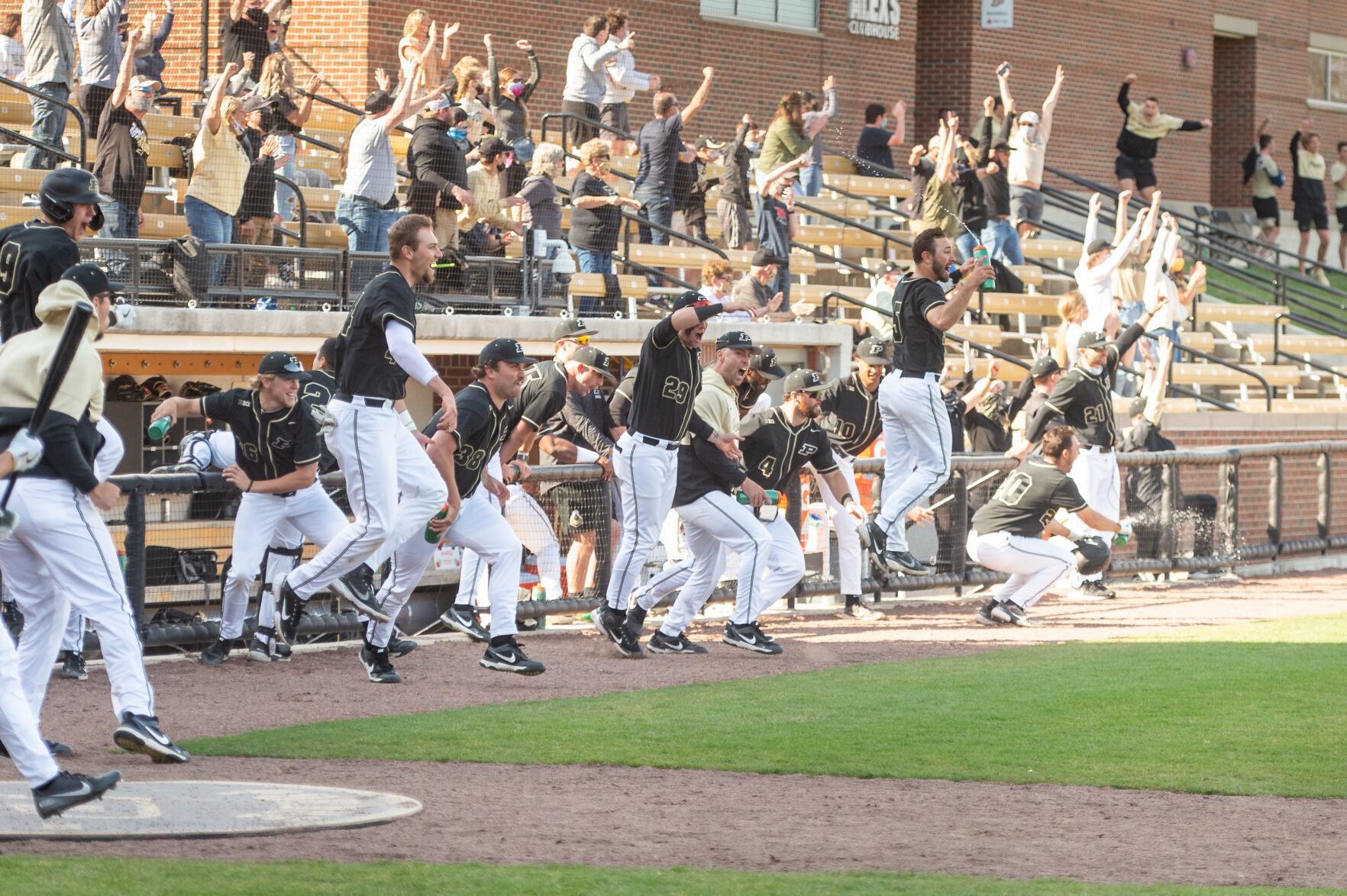 3/27/21 Rutgers, Bench Celebration